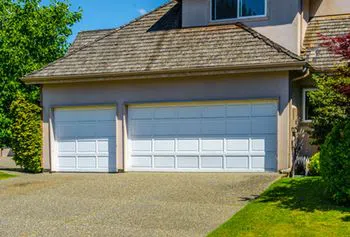 Golden Garage Door Service Flower Mound, TX 972-737-3989 - custom-cont-gdr-18m